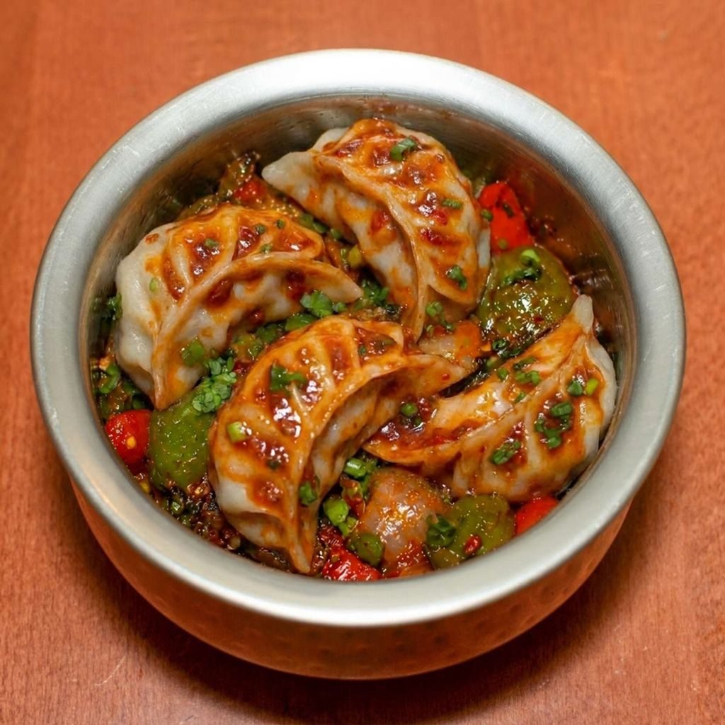 Chicken (Steamed Chili) Momos.