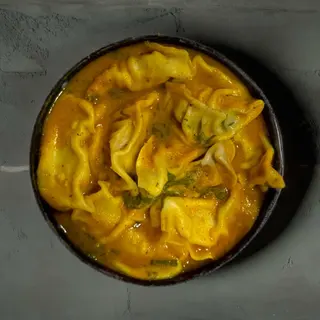 Chicken (Jhol) Momos
